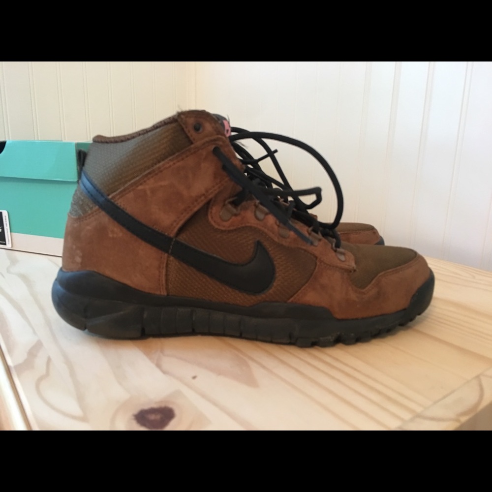 Nike Dunk SB Boot sz 11 worn with box and laces